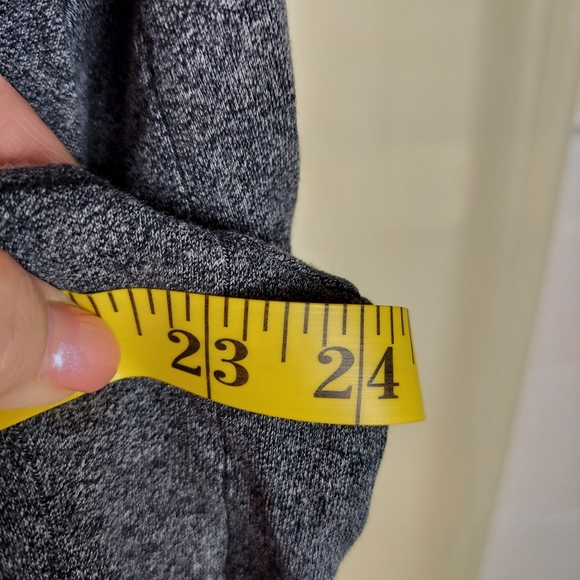 Men's Large Button Up Sweater - Picture 6 of 11